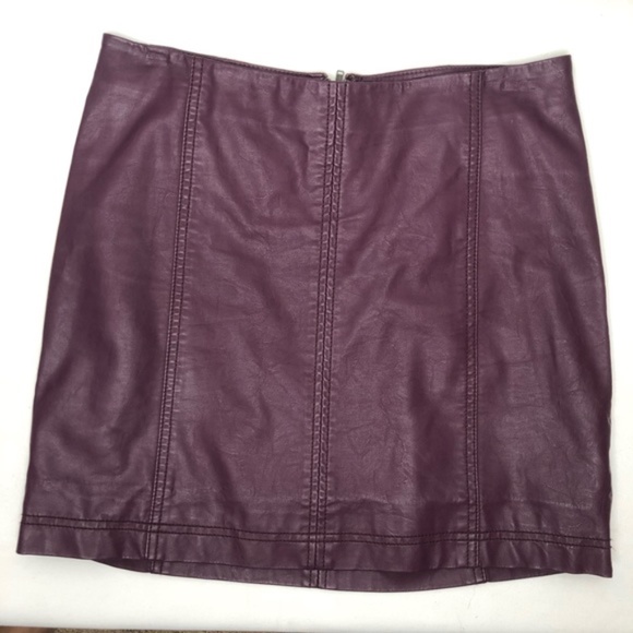 Free People Modern Femme Faux Leather Mini Skirt 6 - Picture 8 of 8